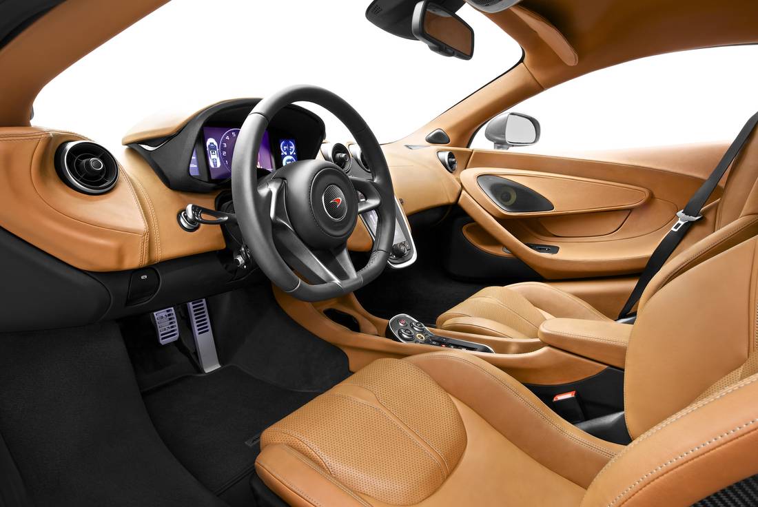 mclaren-570s-interior