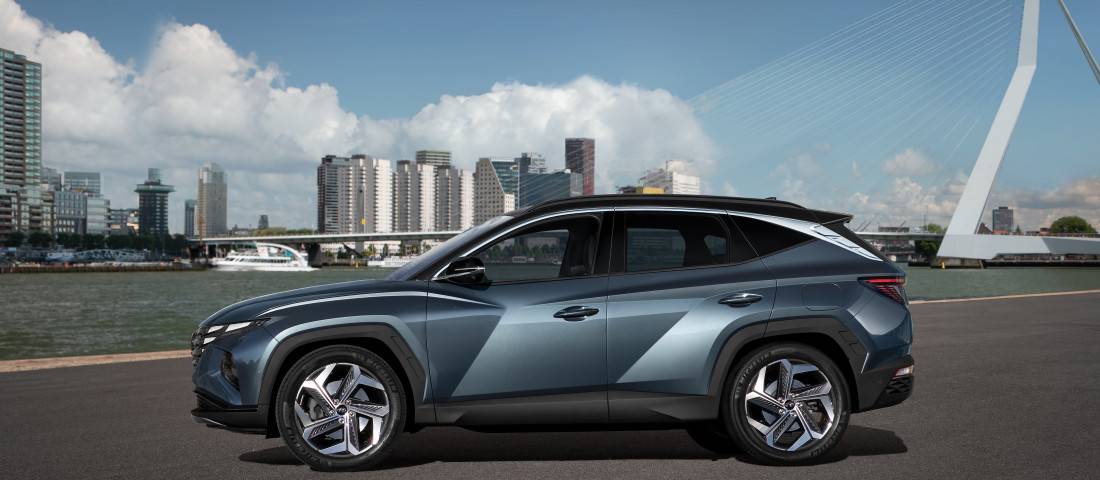 hyundai-tucson-hybrid-2020-side-1100