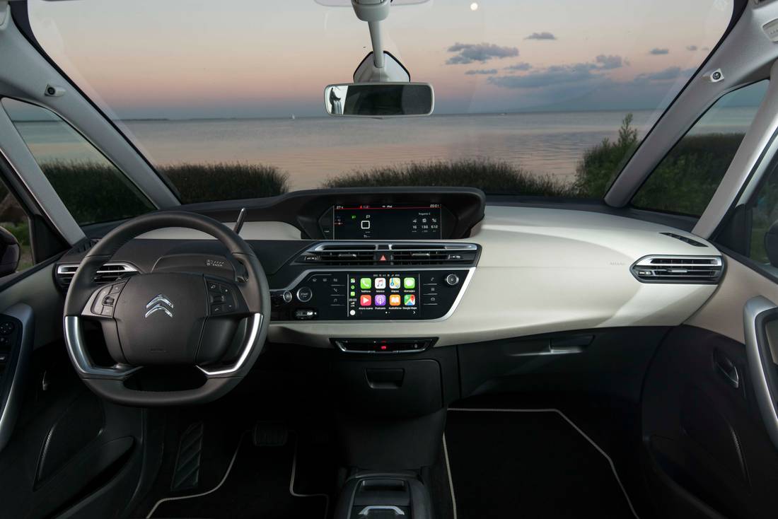 citroen c4 spacetourer rip curl 67