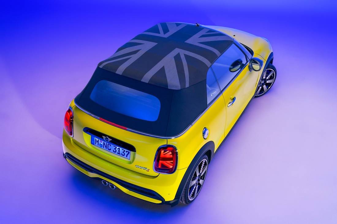 Mini Cooper S Cabrio AS24 2