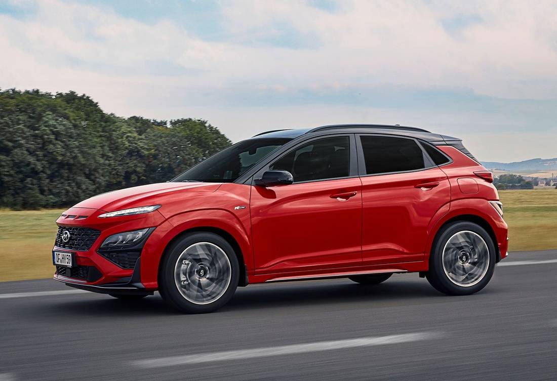 hyundai-kona-side