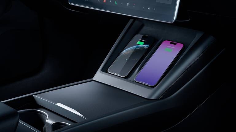 ricarica wireless nuova tesla model 3 2024