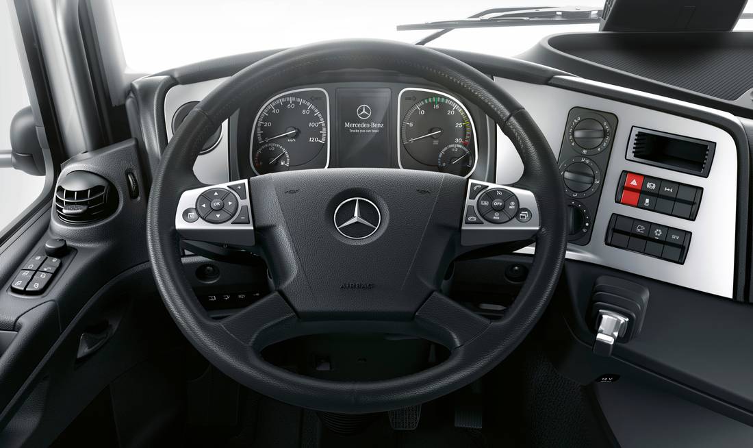 mercedes-benz-atego-interior