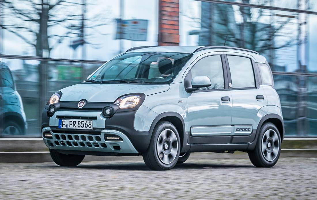 fiat-panda-hybrid-front