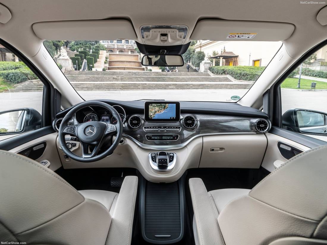 mercedes-benz-classe-v-interieur