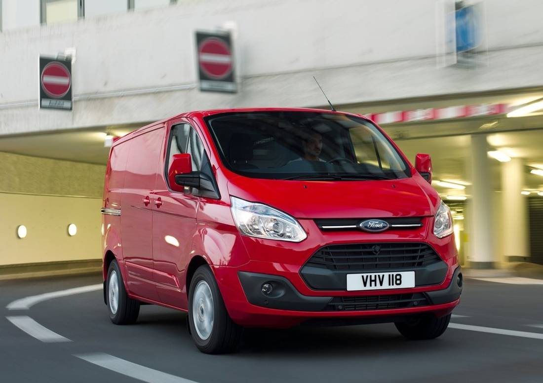 Ford-Transit_Custom-2013-front