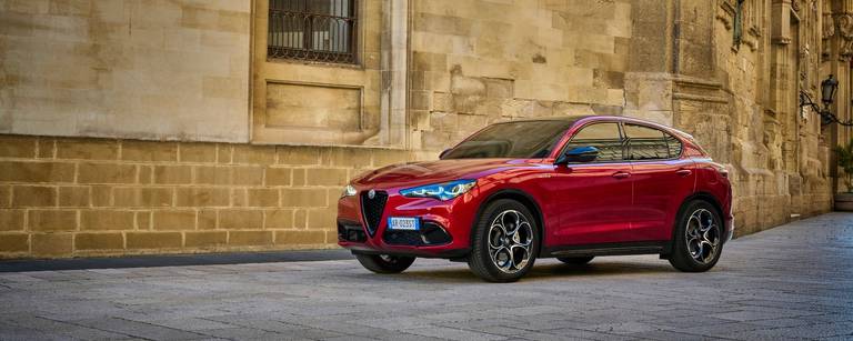 alfa romeo stelvio e giulia 2023 - autoscout24