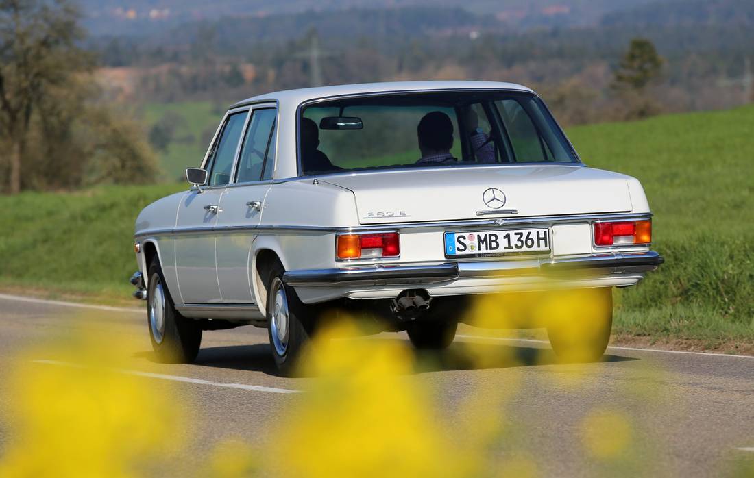 mercedes-benz-280-back