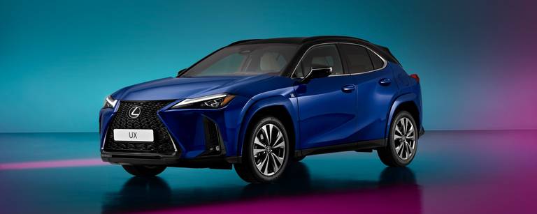 Lexus UX300h 001