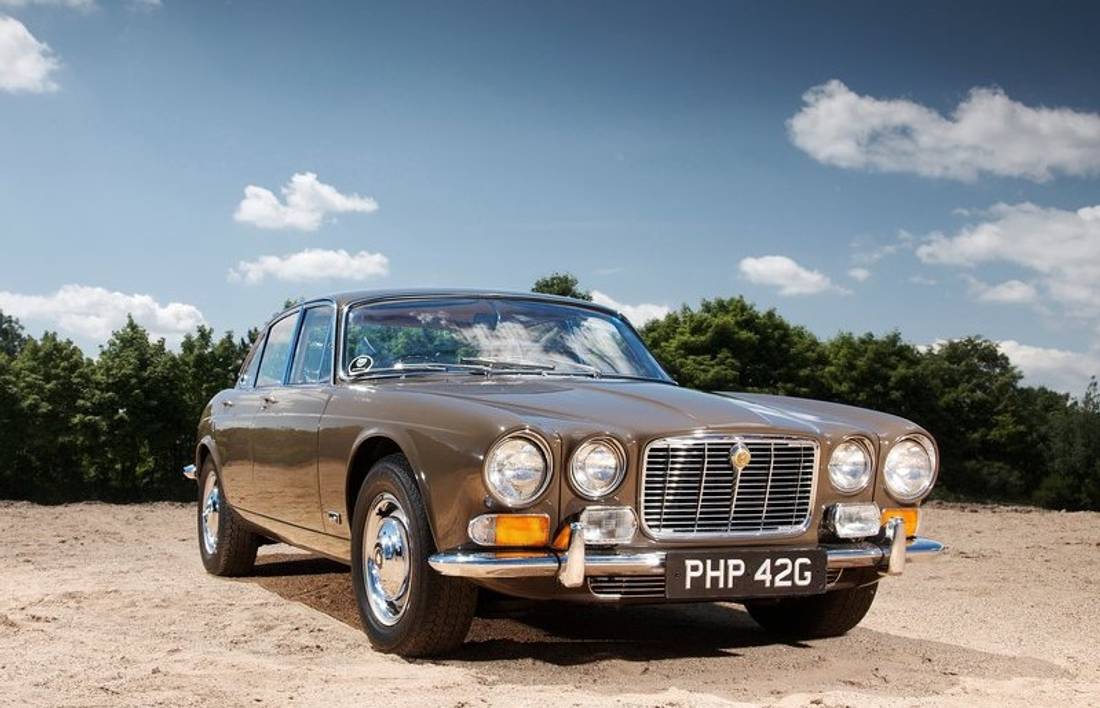 Jaguar XJ6