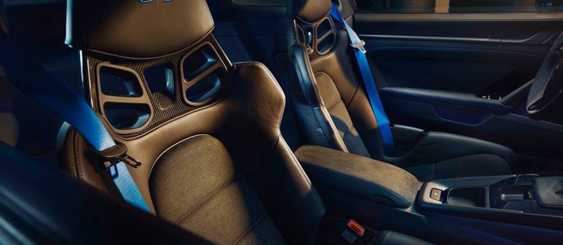 porsche-911-gt3-seats