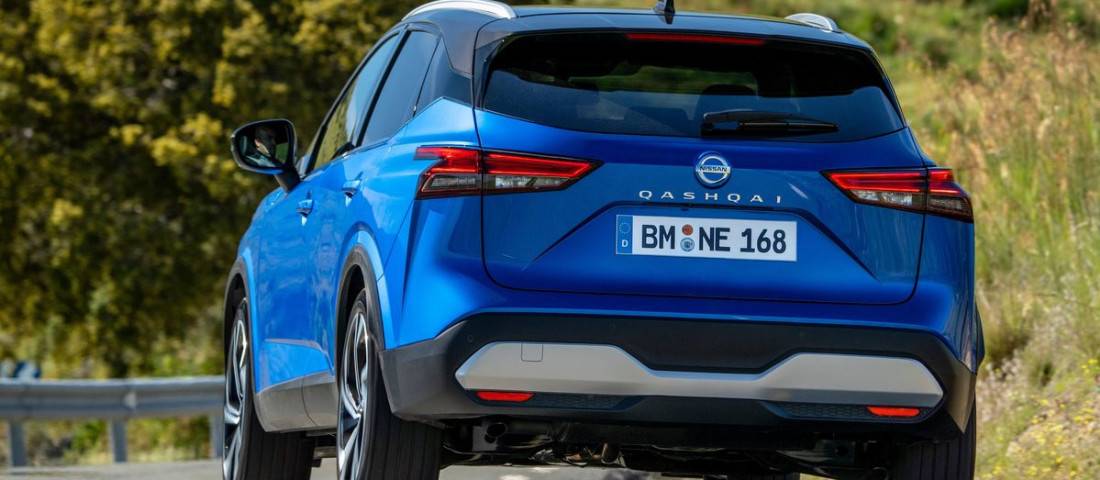 Nissan-Qashqai-Rear-1100