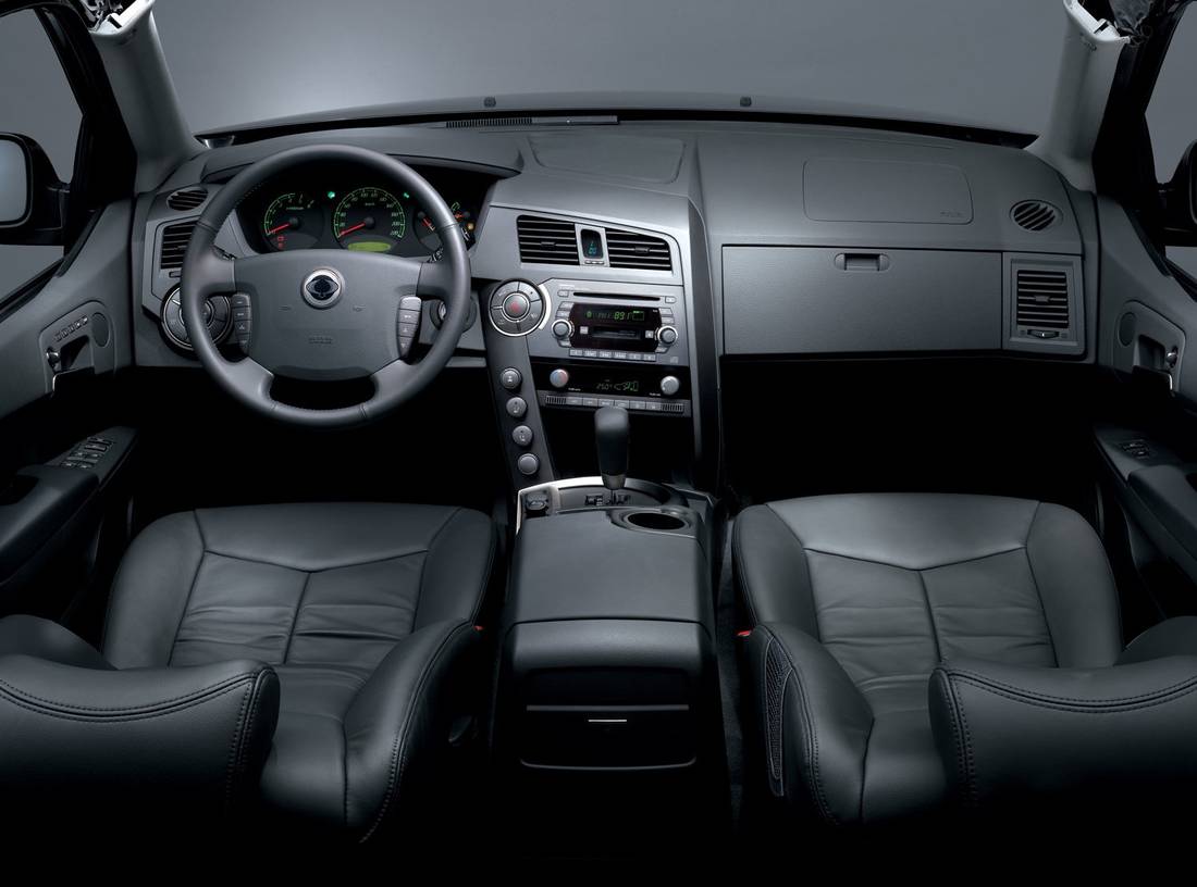 ssangyong-kyron-interior