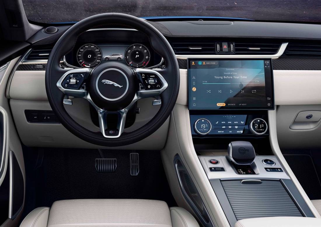 jaguar-f-pace-svr-interior
