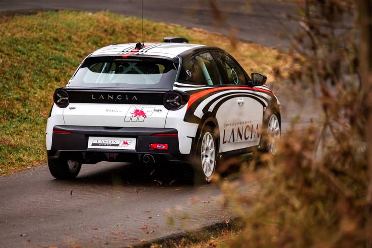 NuovaLanciaYpsilonRally4HFaBalocco (1)