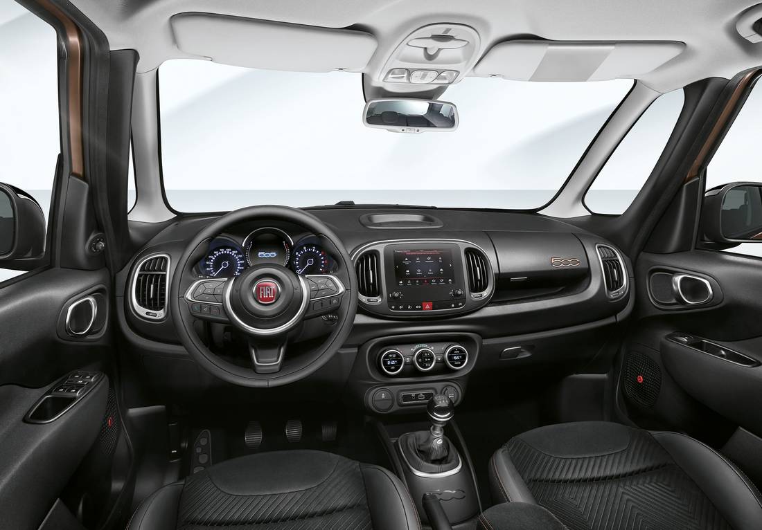 FIAT 500 L: dimensioni, interni, motori, prezzi e concorrenti - AutoScout24