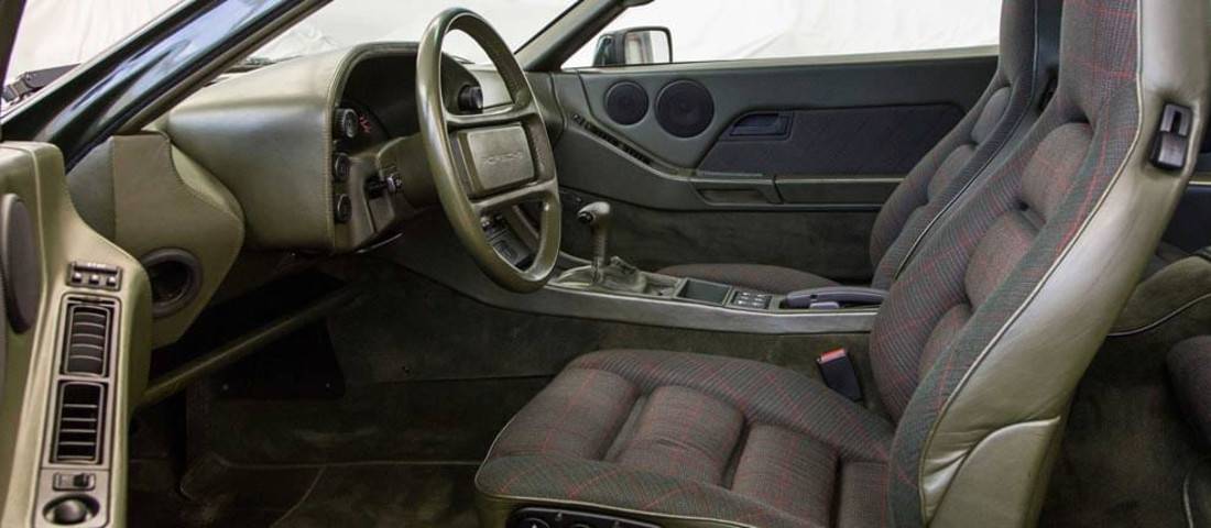 porsche-928-interieur