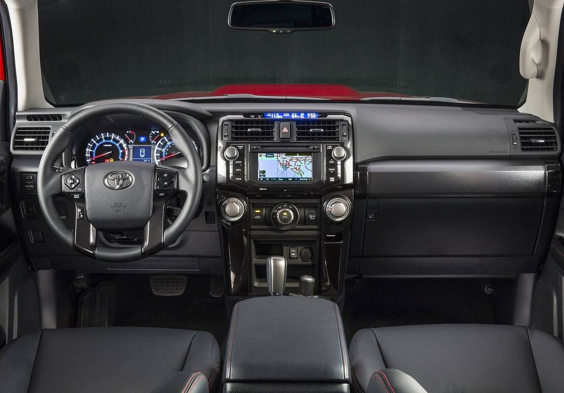 toyota-4runner-interior