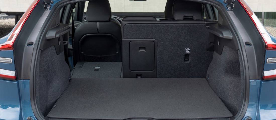 volvo-c40-recharge-twin-trunk